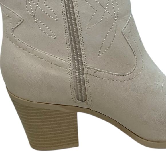 MIA Sawyer Embroidered Pointed Toe Cowboy Booties Women's Beige Sz 8 - Picture 8 of 13